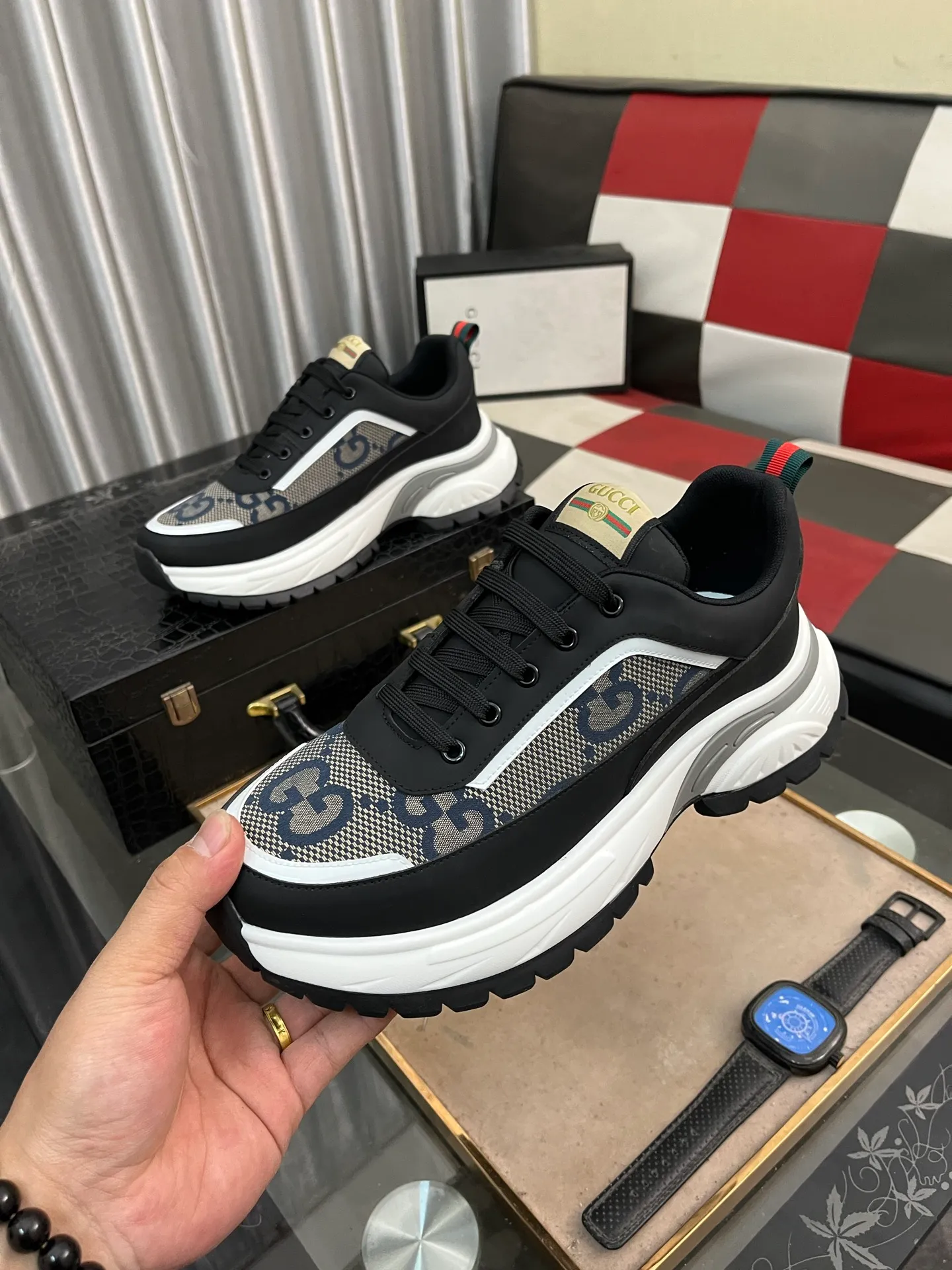 Men's Men's Shoes💰458⌚️⌚️[GUCCI] Gucci men's casual shoes are absolutely popular🔥The ultimate matching item for trendy men! The charm of super texture is irresistible, the main recommendation, the flower leather color is bright! The upper is made of high-quality cowhide with branded fabrics, pigskin lining for the feet, and wear-resistant rubber sole, which is noble and elegant! Extremely comfortable🎁🎁You can be as handsome as you want💪 38-443️⃣colors available